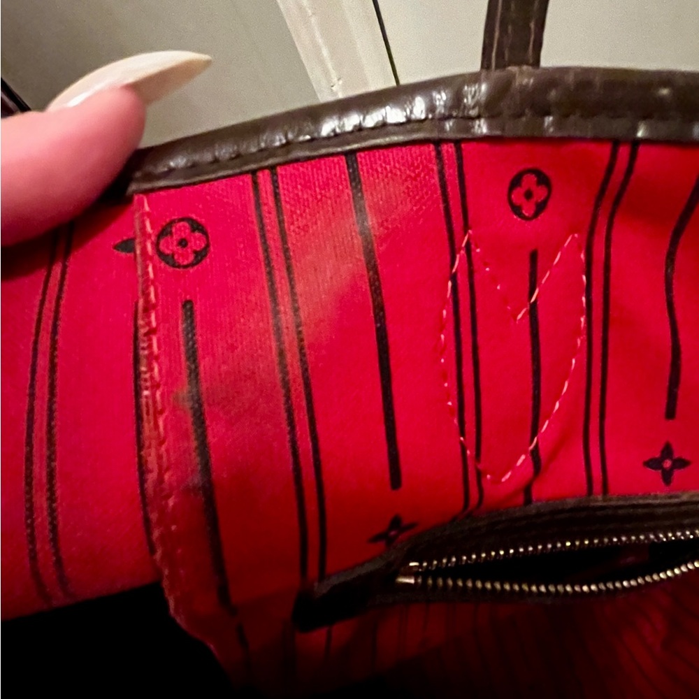 Well loved Neverfull GM Damier Ebene - Picture 6 of 10